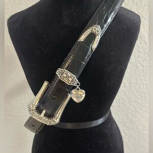 Women’s Brighton Leather Belt Black Croc Size ML 32” Heart Charm NWOT